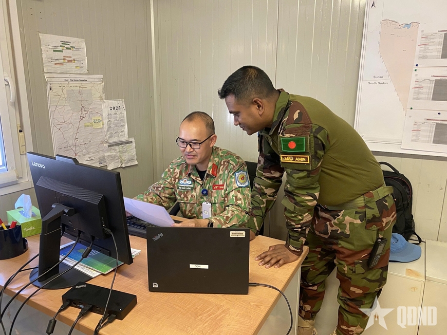 /UploadStore/admin/260407 si quan tham muu tac chien/1.jpg